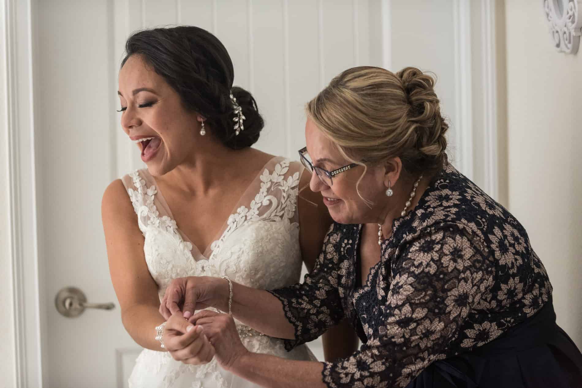 Bride and her mother share a emotional funny moment