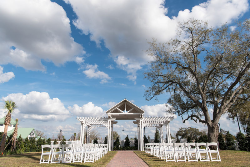 Ocoee Lakeshore weddings outdoor site